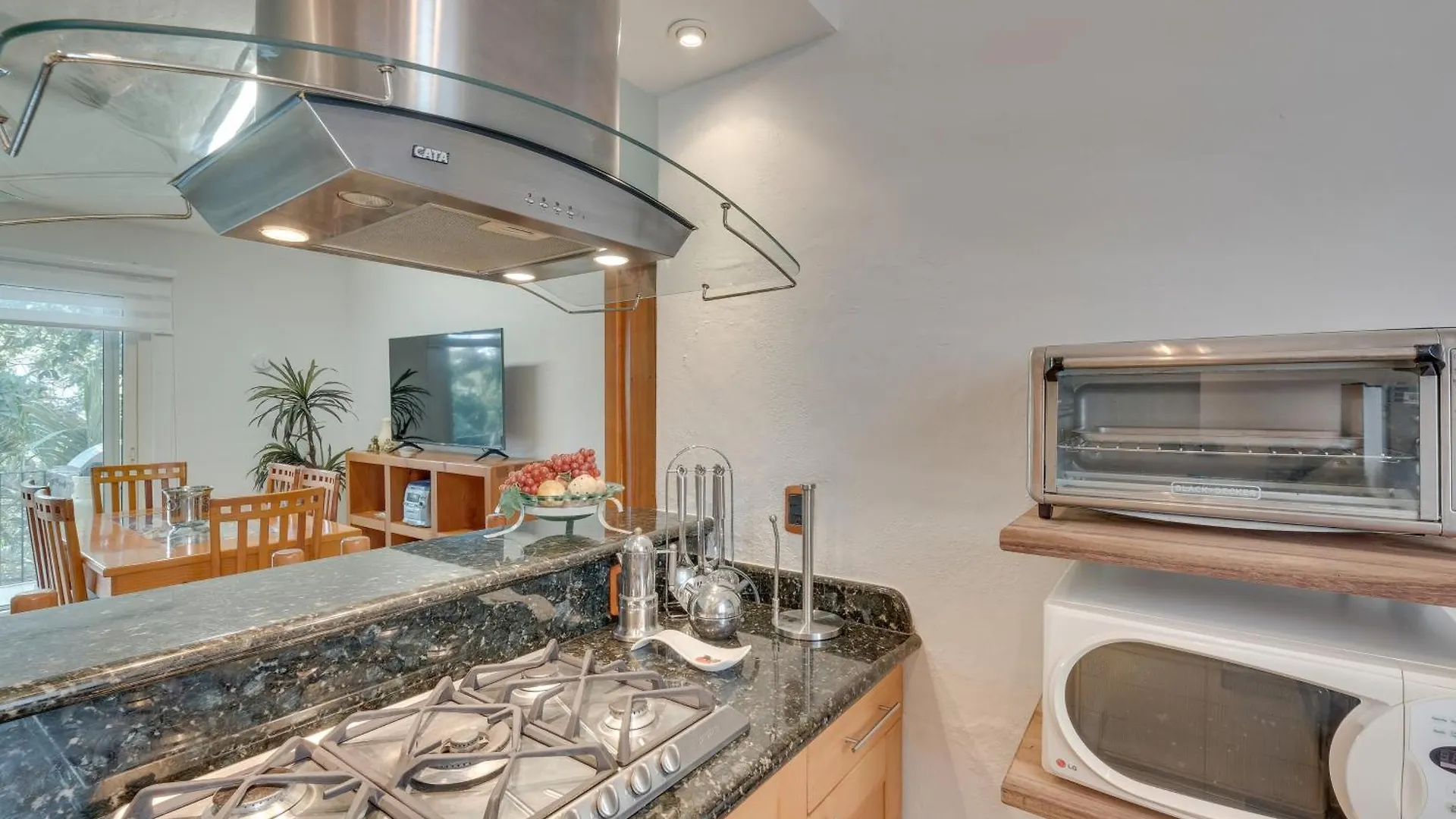 Puerto Vallarta Hideaway With Balcony And Pool! 公寓